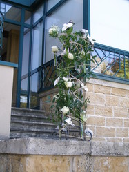 Fleurs mariage : décoration salle de réception